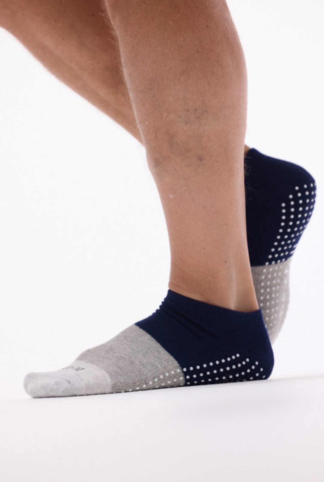 Mens Be Chill Grip Socks (Space)