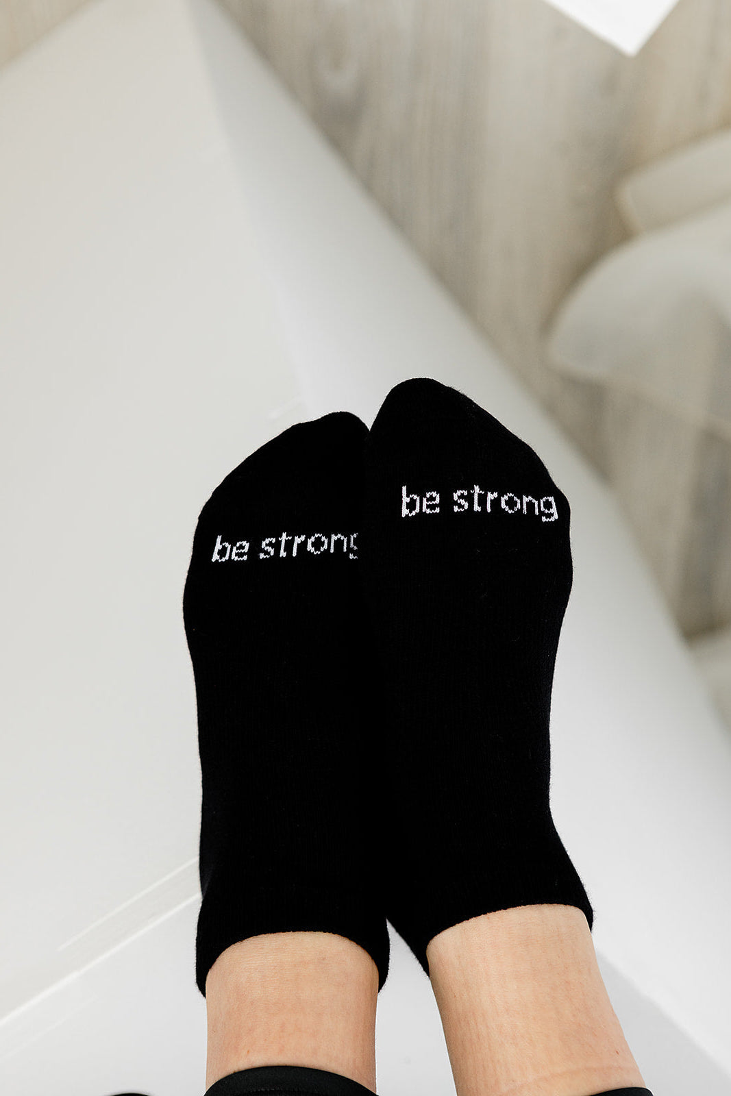Be Strong Grip Socks (Black/White)