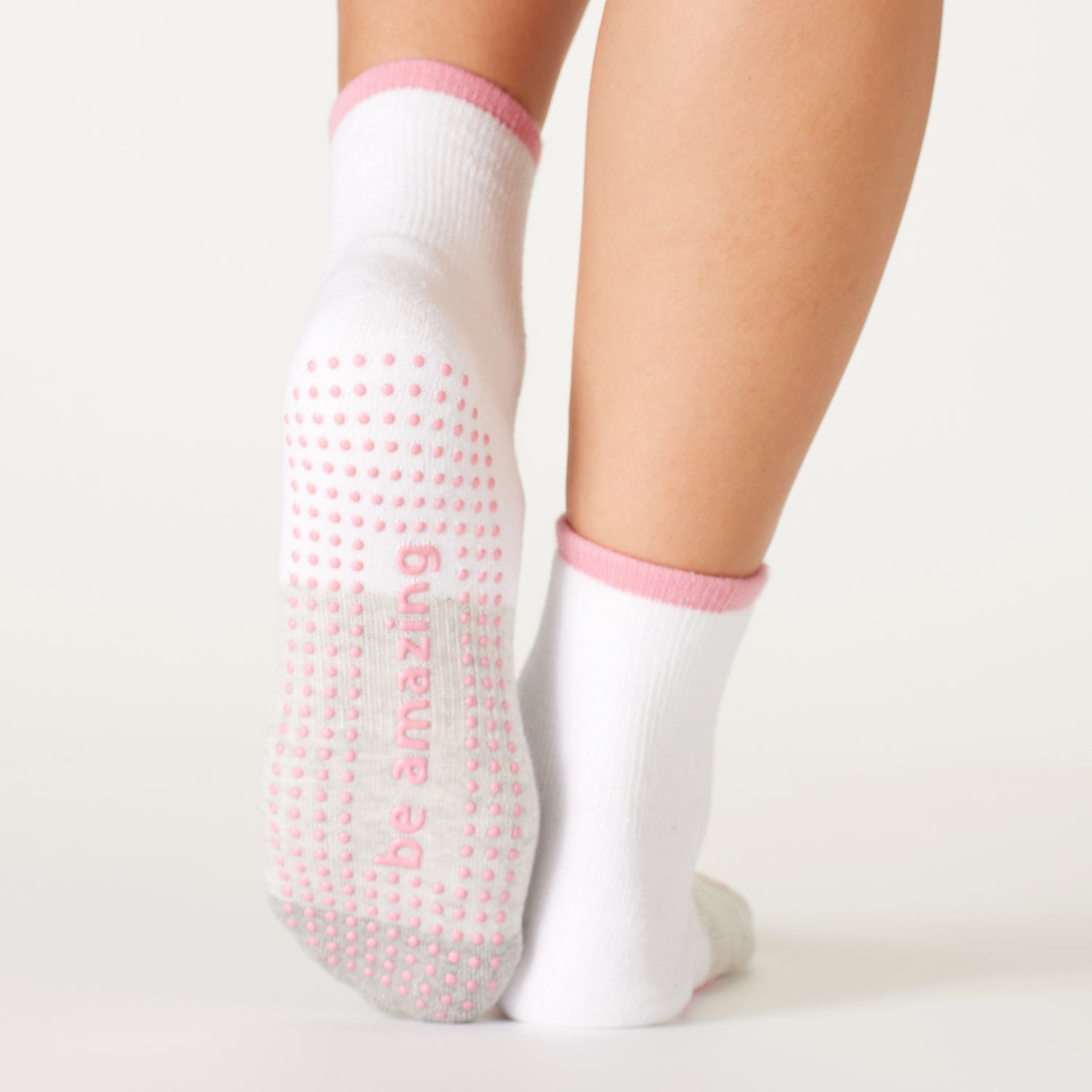 Short Crew Be Amazing Grip Socks (White/Flamingo)