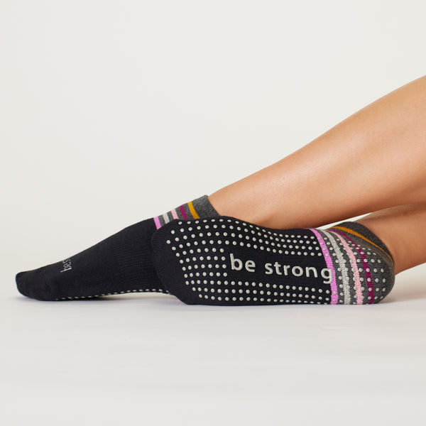 Buy **10-13** Be Strong Grip Socks (Deja) Grip Socks for Pilates, Yoga ...