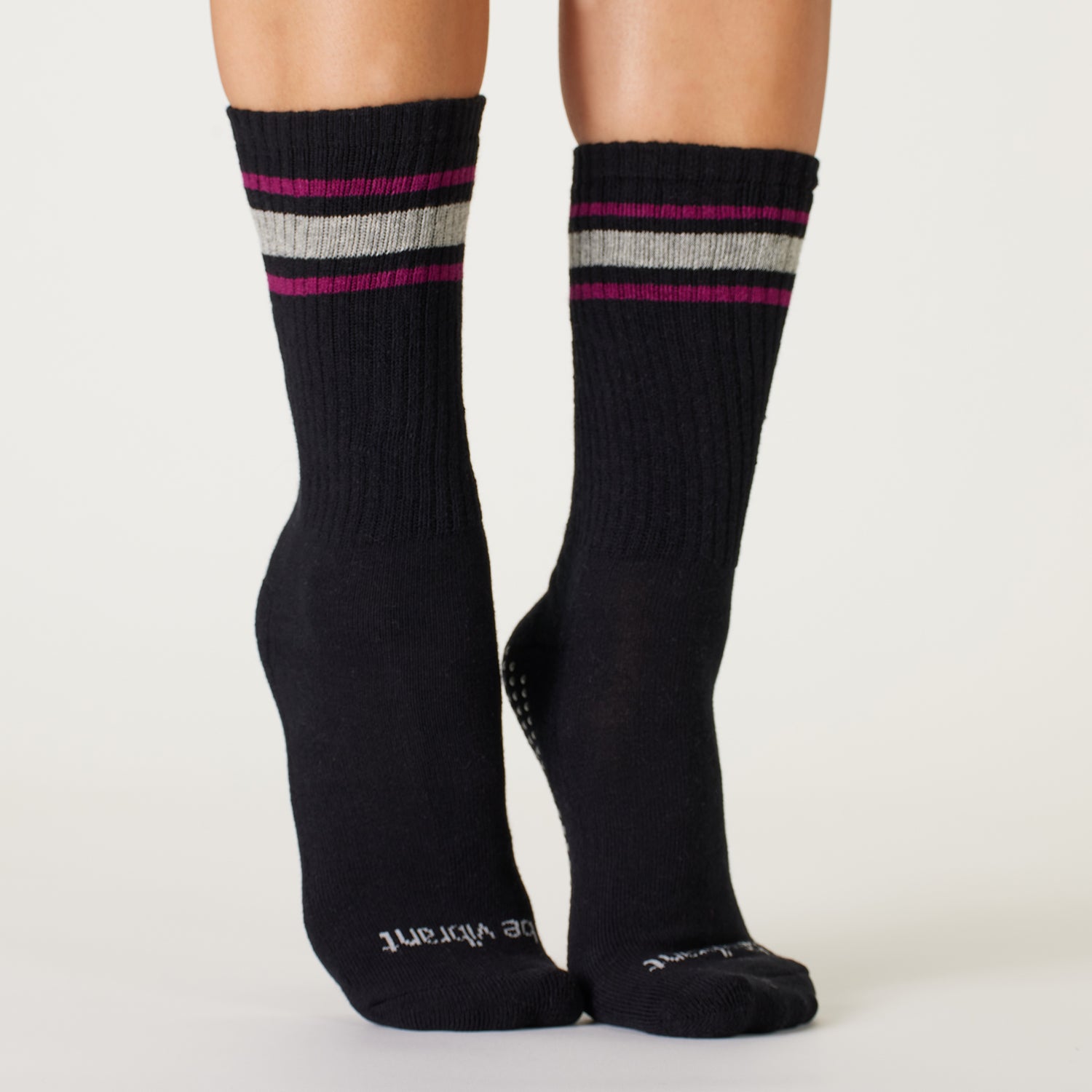 Crew Be Vibrant Grip Socks (Black/Acai)