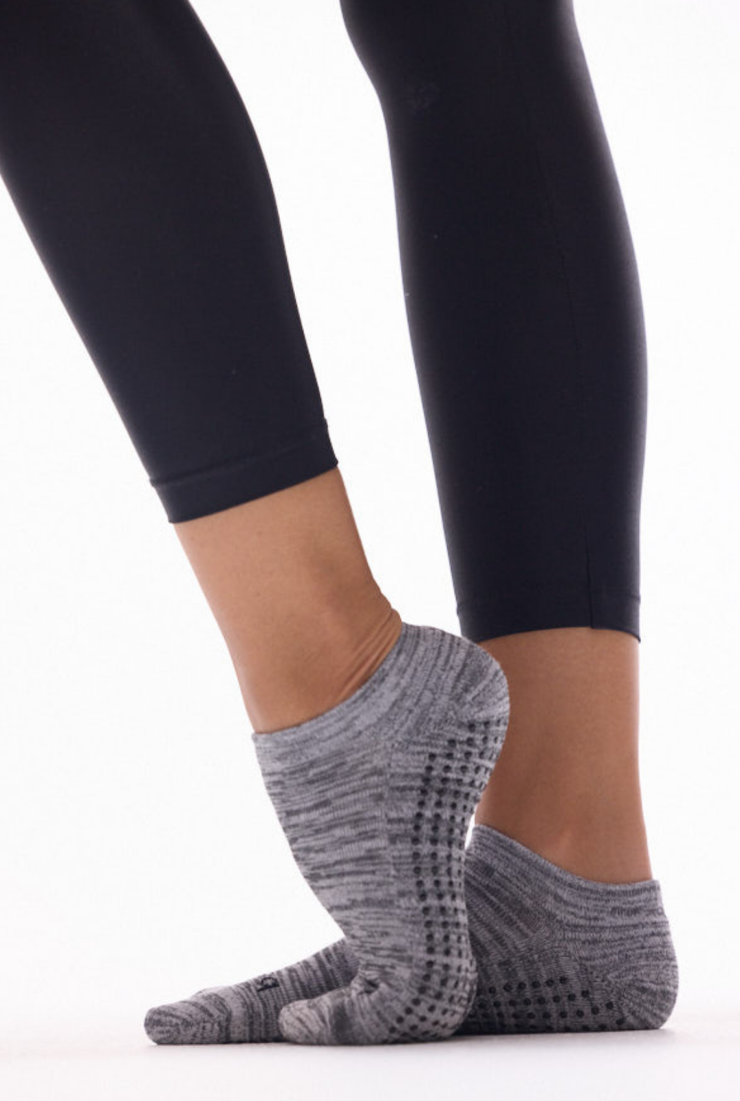 Be Fearless Marbled Grip Socks (Pepper)