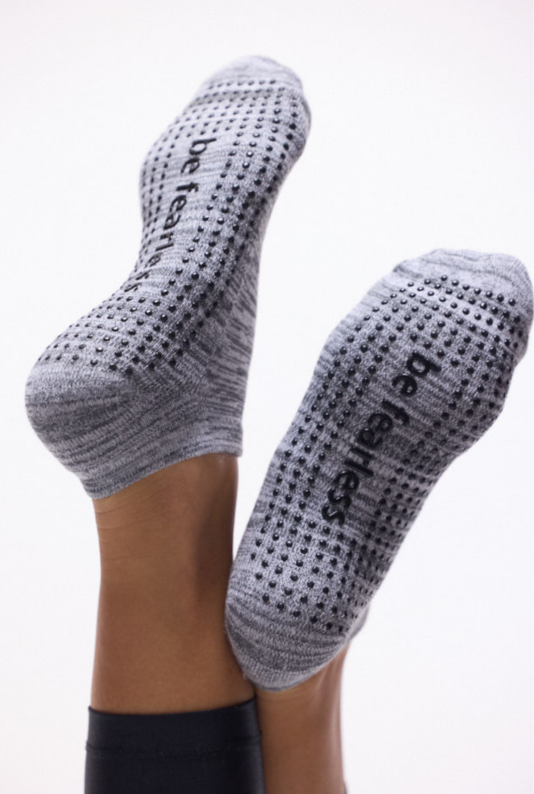 Be Fearless Marbled Grip Socks (Pepper)