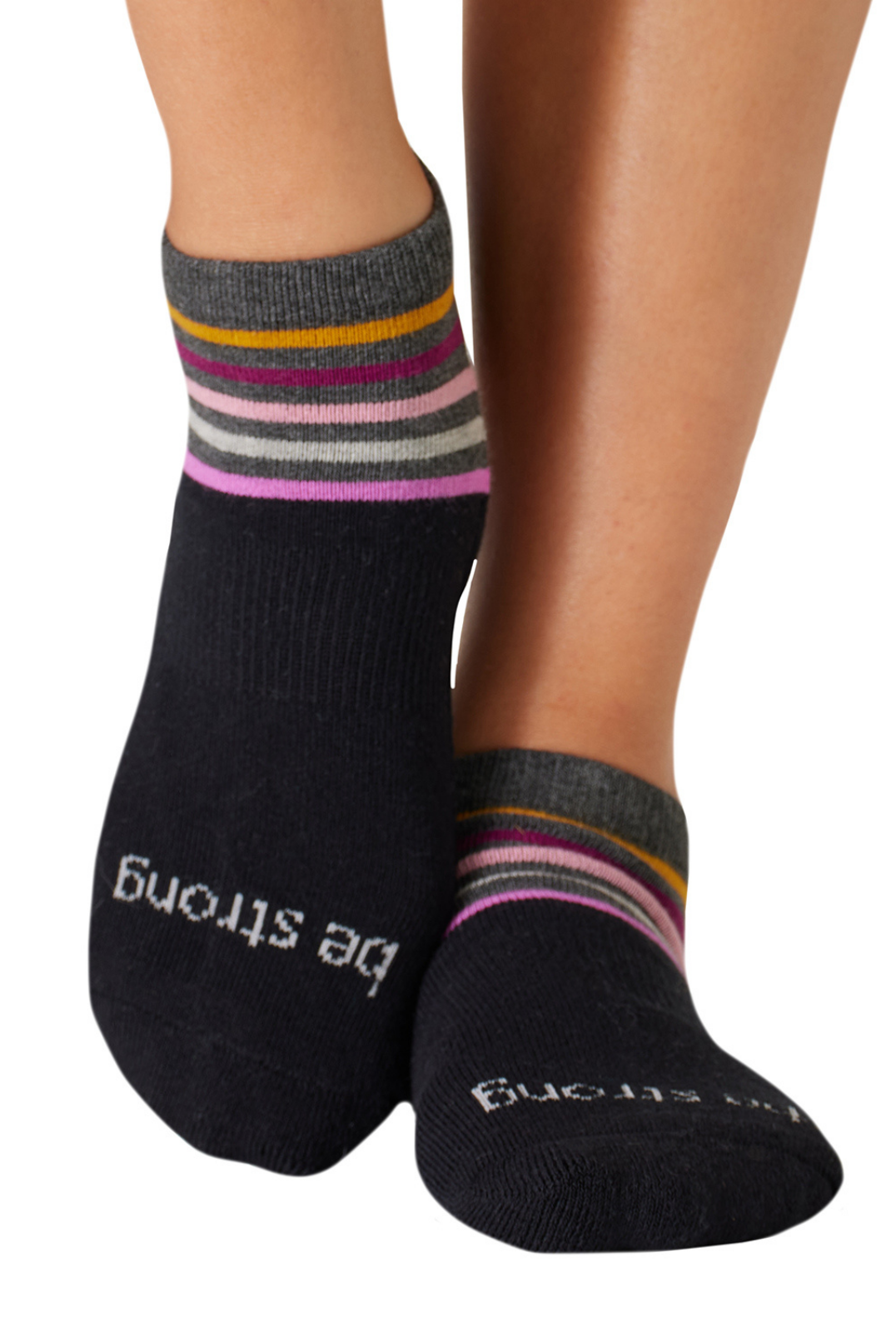 **10-13** Be Strong Grip Socks (Deja)