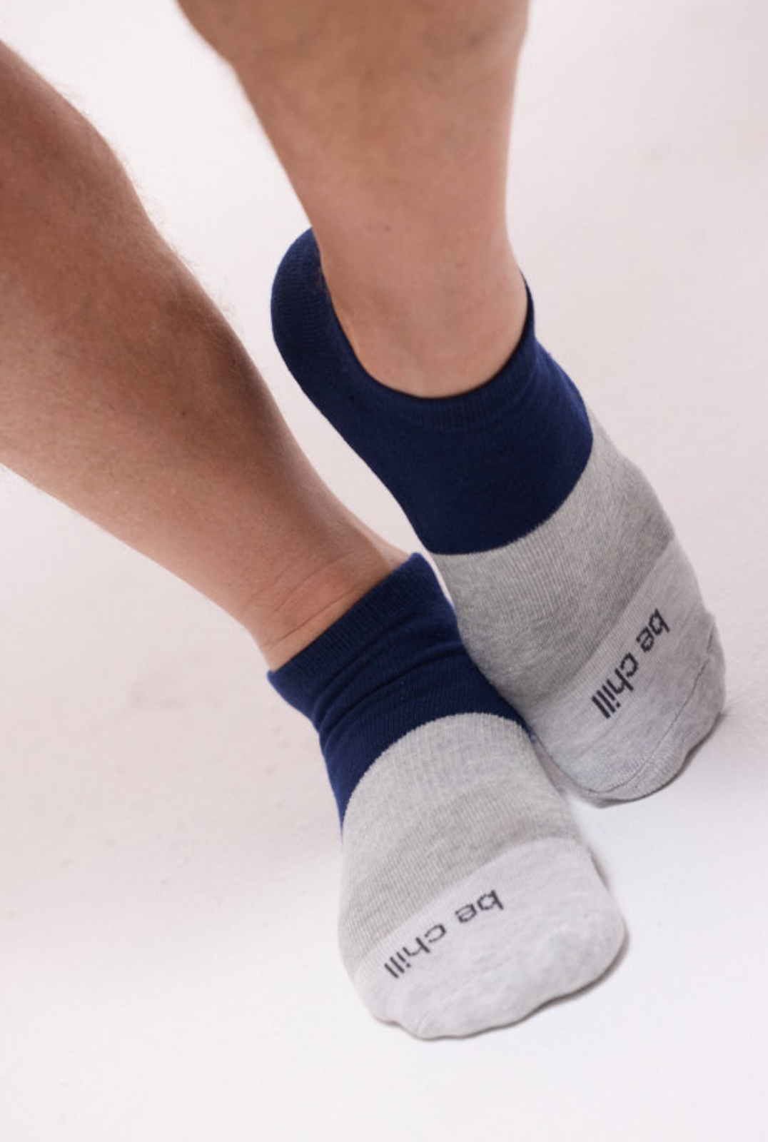 Mens Be Chill Grip Socks (Space)