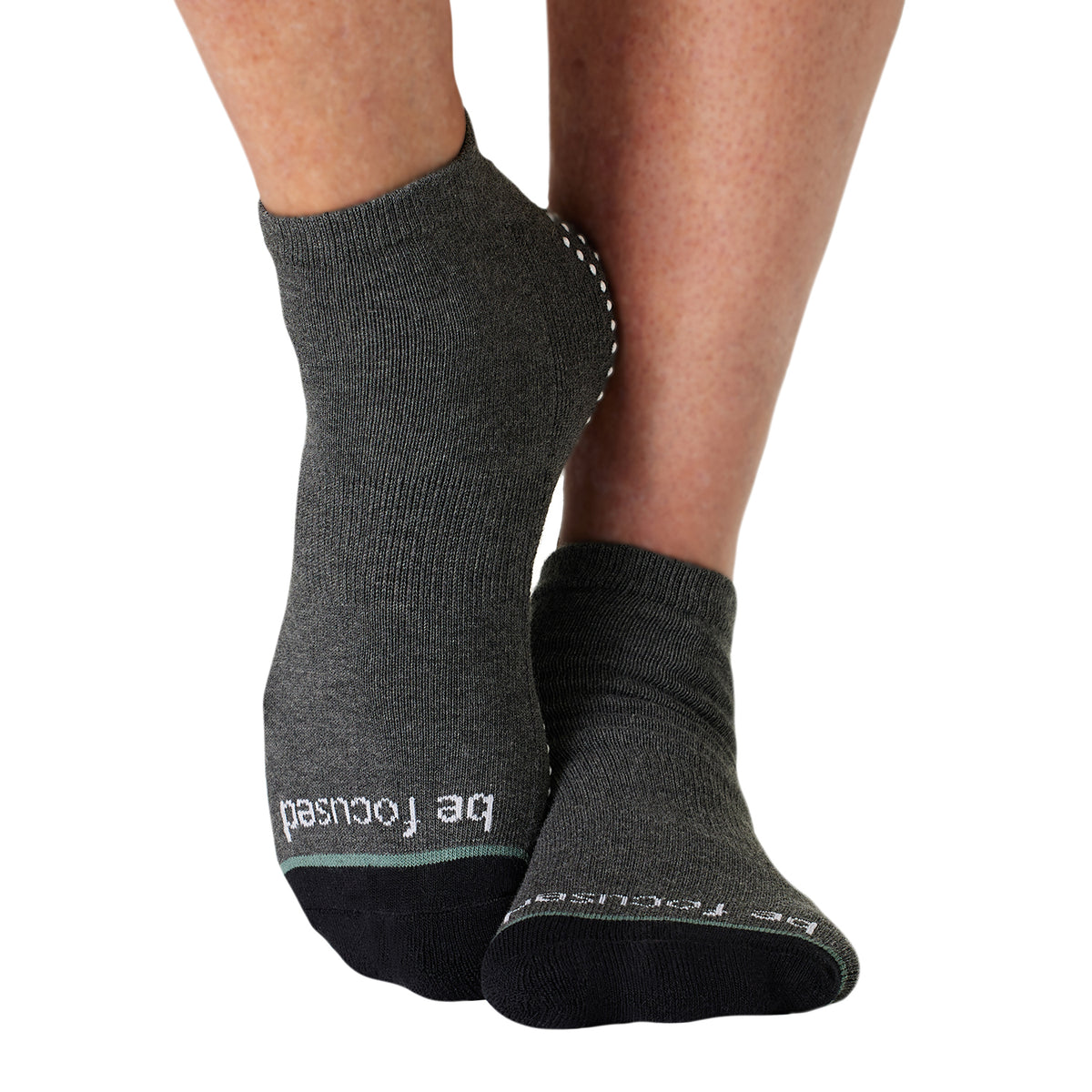 Mens Be Focused *13-17* Grip Socks (Loch)