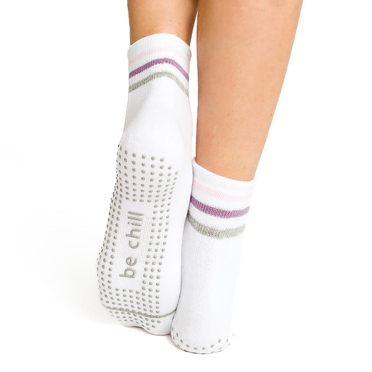 Short Crew Be Chill Grip Socks (White/Plum)