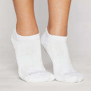 be focused grip socks white/grey, sticky be socks, best grip socks, best grippy socks, best yoga socks, best pilates socks