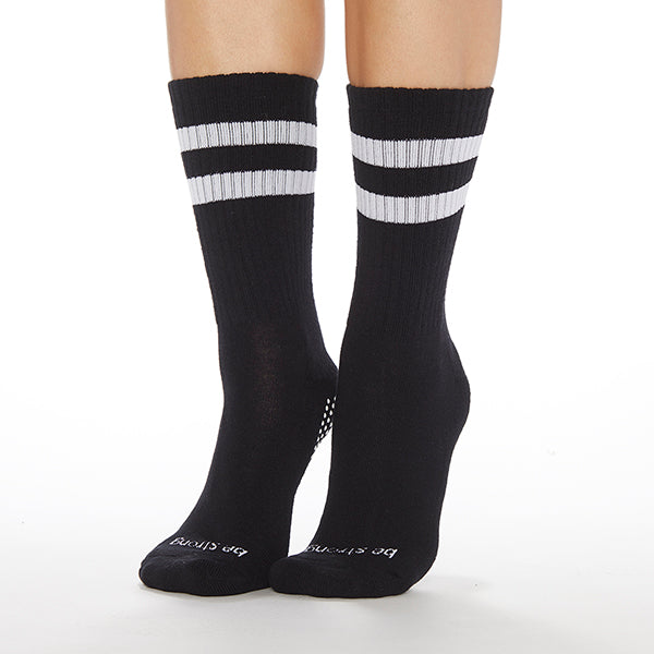 crew be strong grip socks black/white, sticky be socks, best grip socks, best grippy socks, best yoga socks, best pilates socks