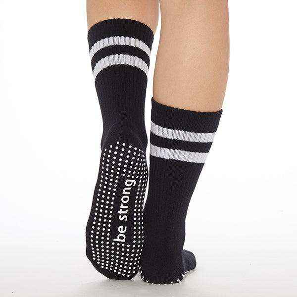 crew be strong grip socks black/white, sticky be socks, best grip socks, best grippy socks, best yoga socks, best pilates socks