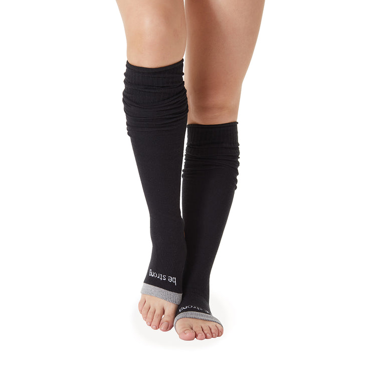 be strong stirrup grip leg warmers black/light grey, sticky be socks, best grip socks, best grippy socks, best yoga socks, best pilates socks