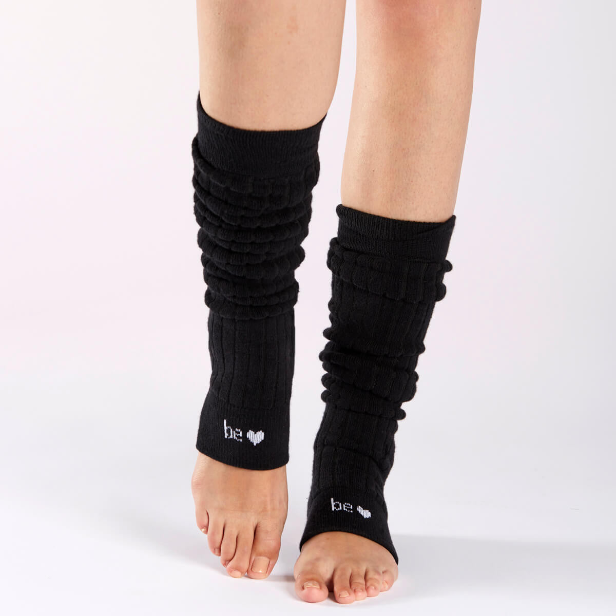 Be Love Stirrup Grip Leg Warmers (Black/White)
