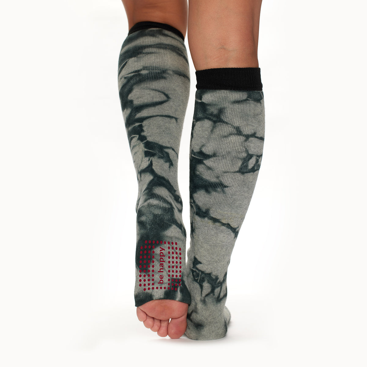 be happy grip leg warmers black tie dye, sticky be socks, best grip socks, best grippy socks, best yoga socks, best pilates socks